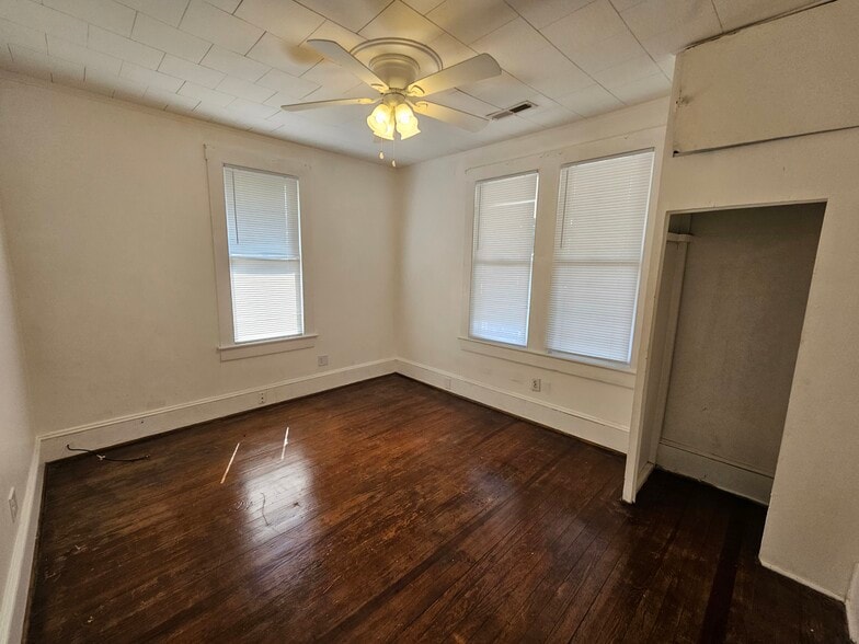 Building Photo - 4401 Wrightsville Ave