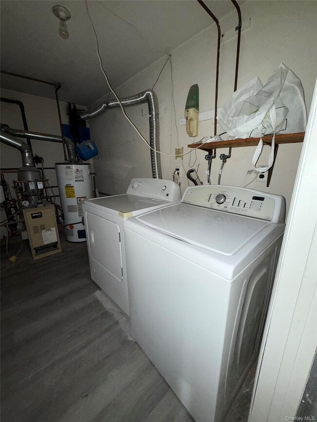 Building Photo - 227 N Walnut St