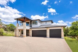 Building Photo - 14430 Tuscola Cir
