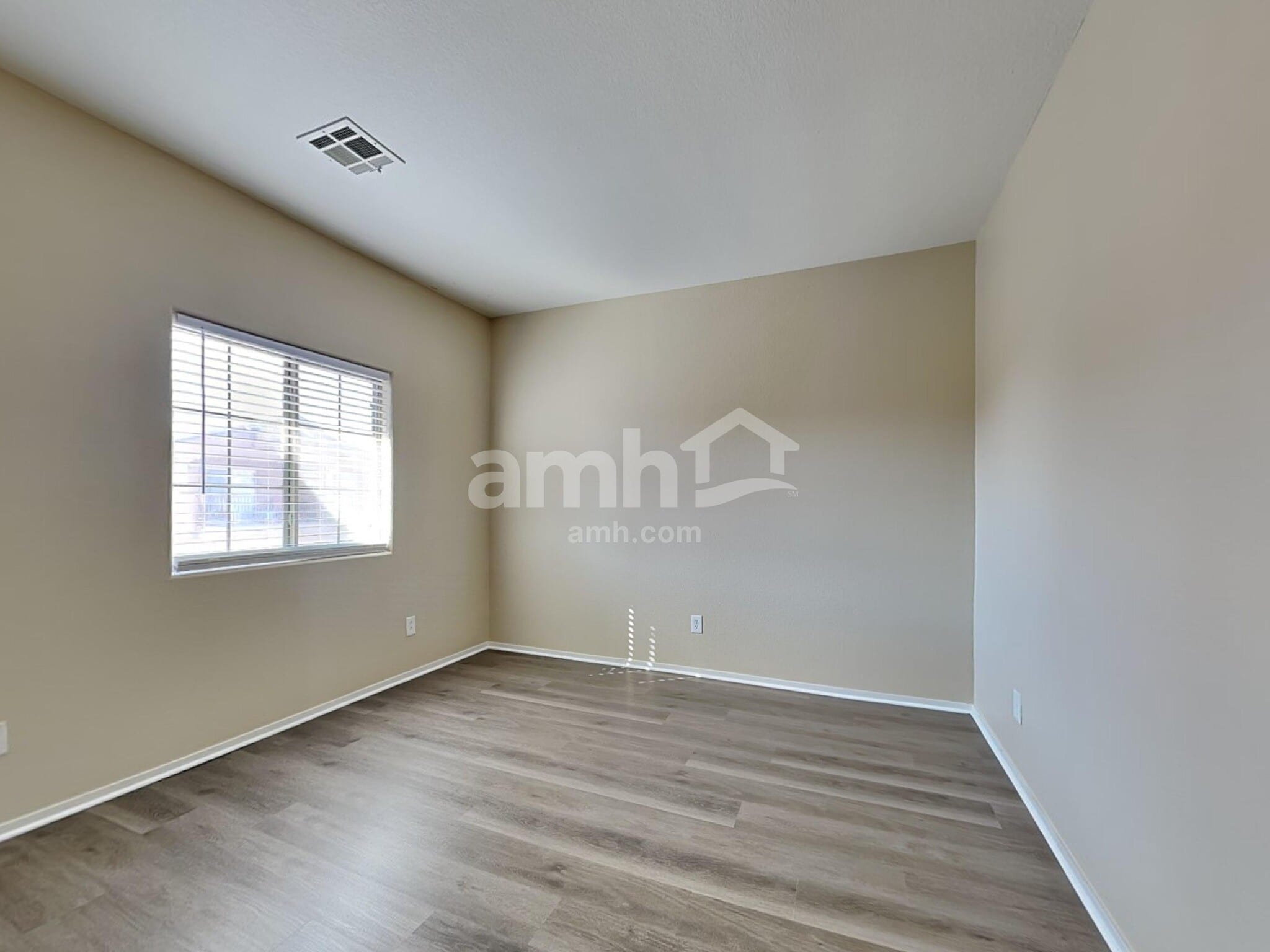 Building Photo - 8288 Amtrak Express Ave