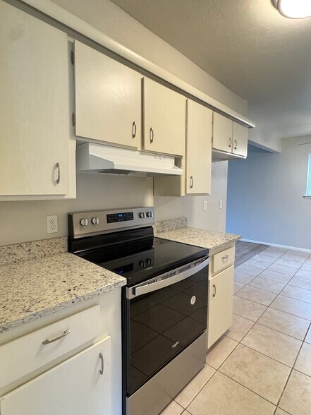 Building Photo - 8140 NW 28th St