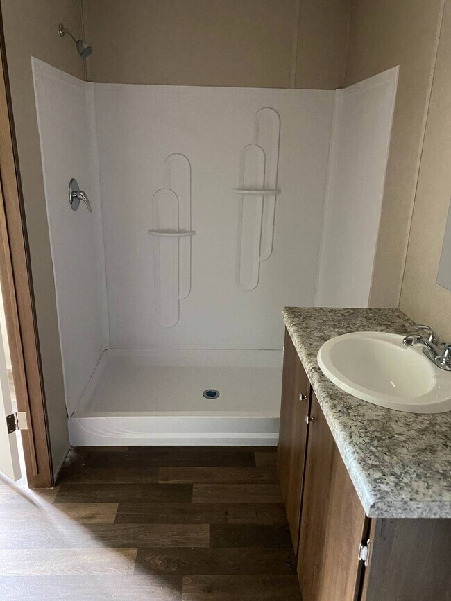 Building Photo - 88 Airbourne Ln