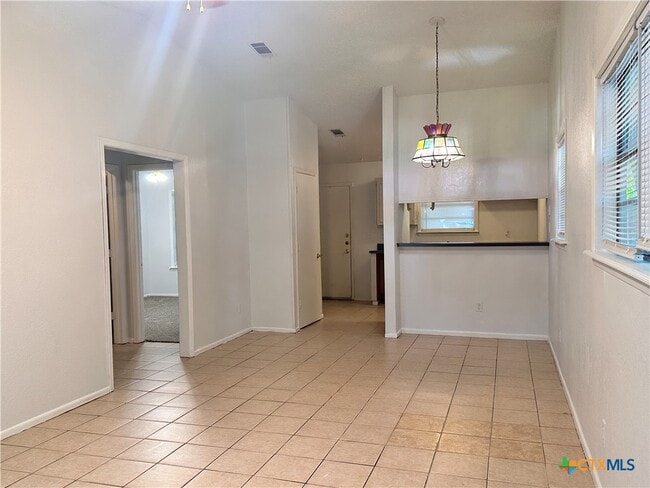 Building Photo - 614 Mill St