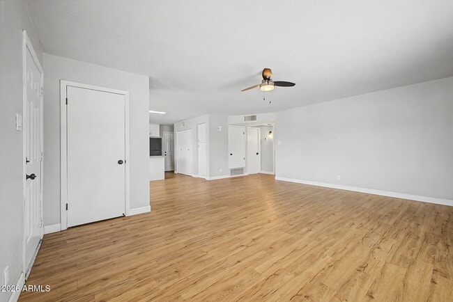 Building Photo - 5938 W Ocotillo Rd