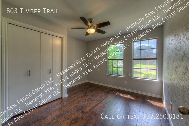 Building Photo - 803 Timber Trail