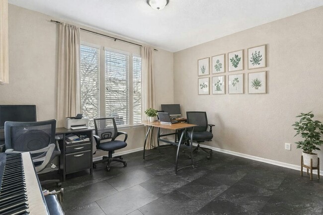 Building Photo - 5347 Applebrook Ln