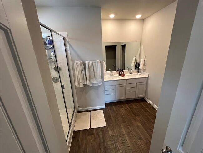 Building Photo - 343 Carolina Buckthorn Dr