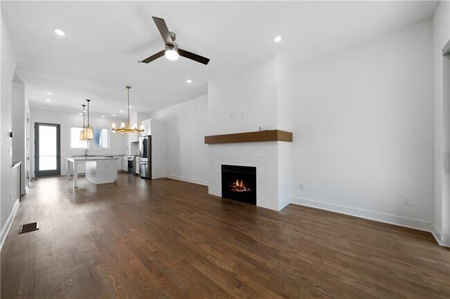 Building Photo - 2347 Hosea L Williams Dr SE