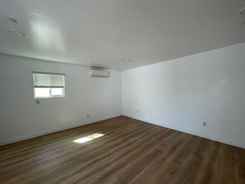 Building Photo - 14788 Polk St