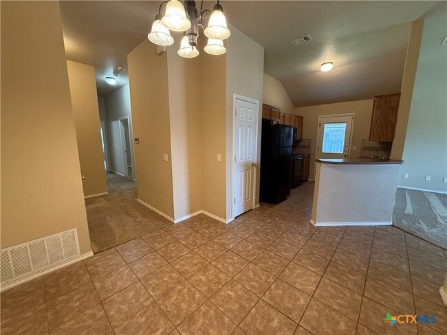 Building Photo - 4205 Cambridge Dr