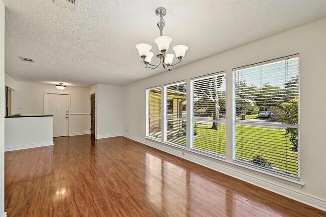 Building Photo - 3707 Tarragona Ln