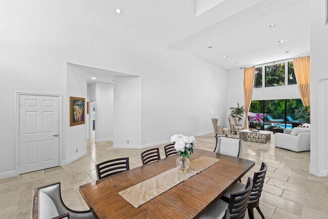 Building Photo - 2700 NW 49th St