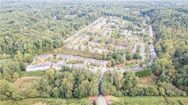 Building Photo - 2070 Hailston Dr NW