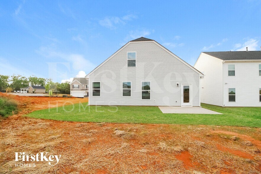 Building Photo - 423 Stonefence Dr