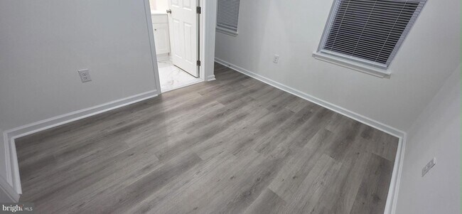 Building Photo - 2233 N 16th St