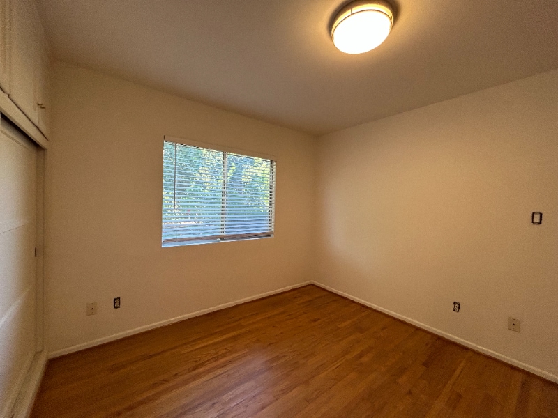 Building Photo - 3305 Jurich Pl