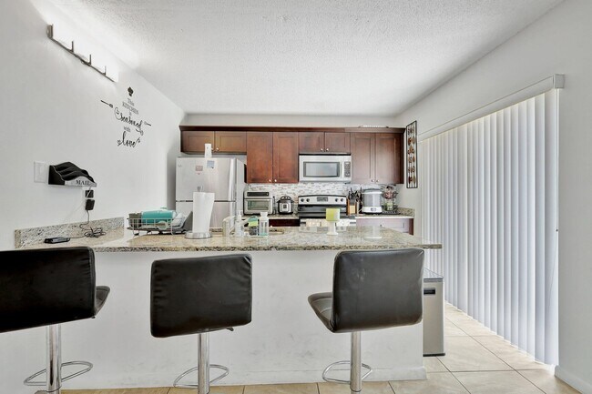 Building Photo - 5907 59th Way