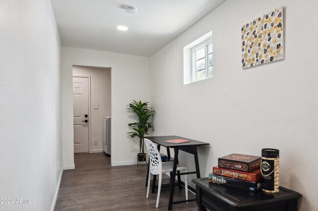 Building Photo - 3814 N 36th St