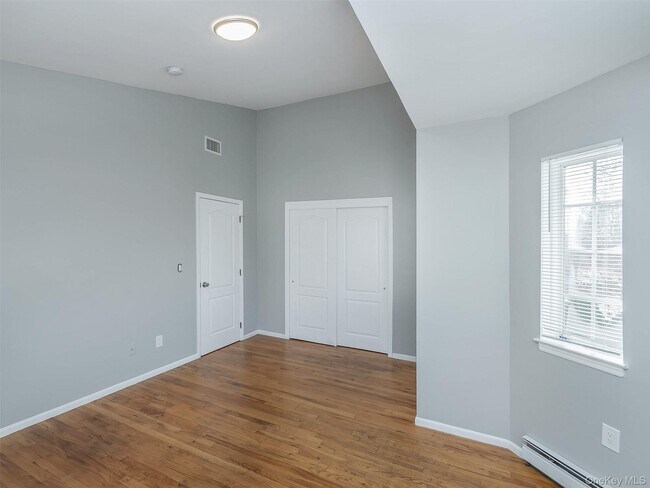 Building Photo - 78 B Ashwood Rd