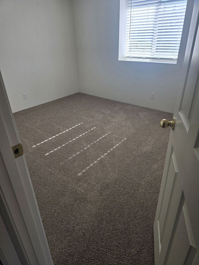 Building Photo - WD 2207