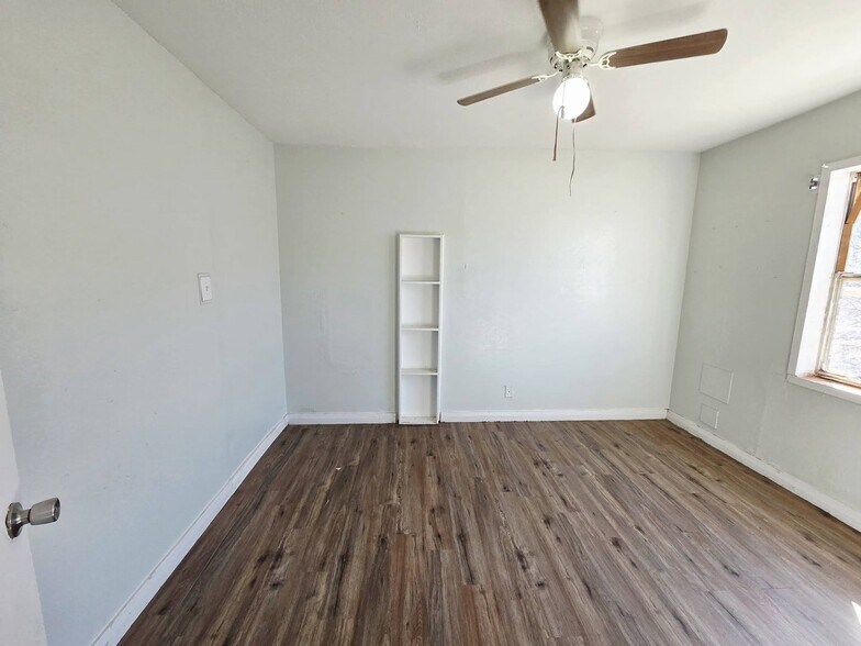 Building Photo - 1510 Sycamore St