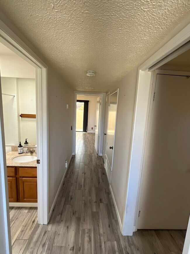 Building Photo - 44210 Anacapa Way