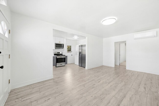 Building Photo - MYCORN &amp; HORVATH