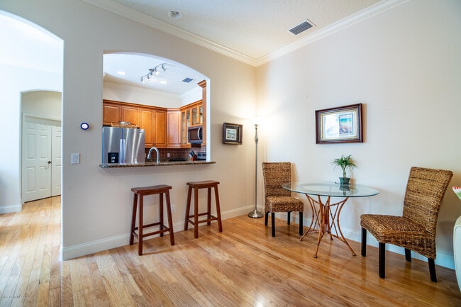 Building Photo - 4070 Alamanda Key Dr