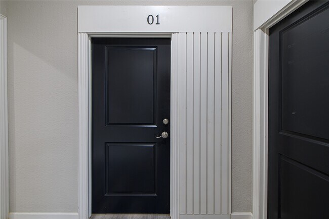 Building Photo - 4705 Lyons Ave