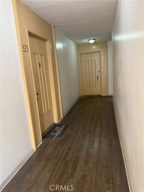 Building Photo - 805 Glenway Dr
