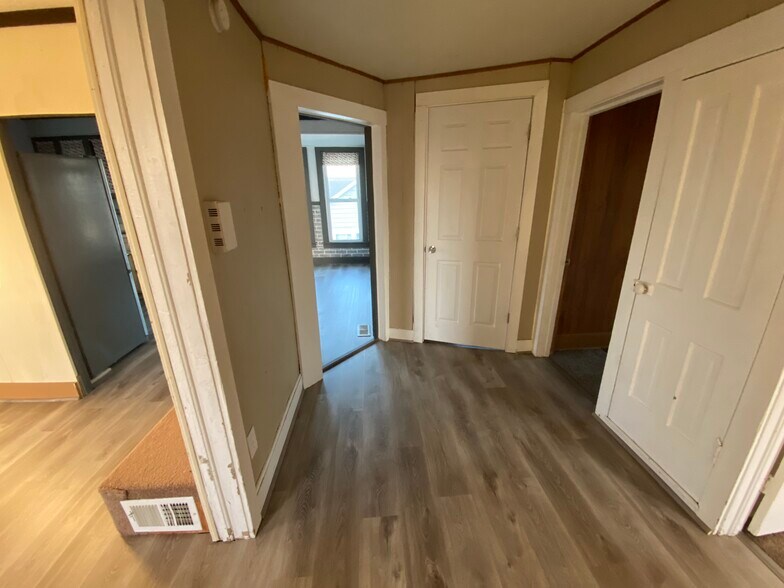 Top of stairs - 630 9th ave s