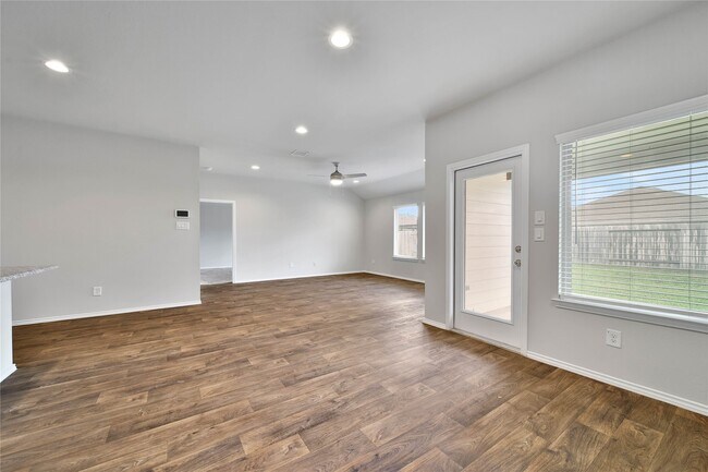 Building Photo - 20343 Green Mountain Dr