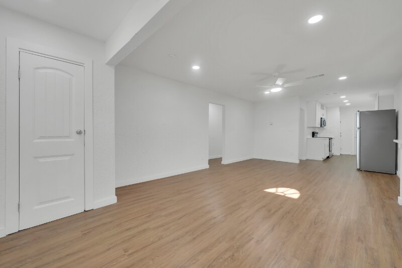 Building Photo - 4440 Lubbock Ave