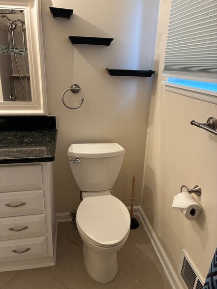 Building Photo - 2758 Pall Mall Dr