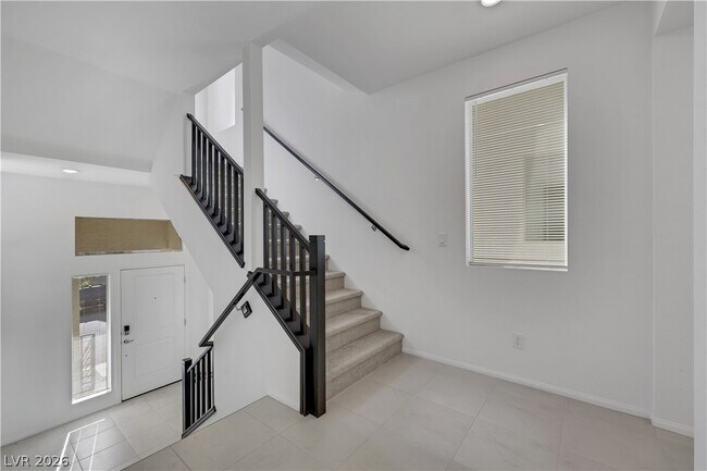 Building Photo - 10435 Crisman Ridge St