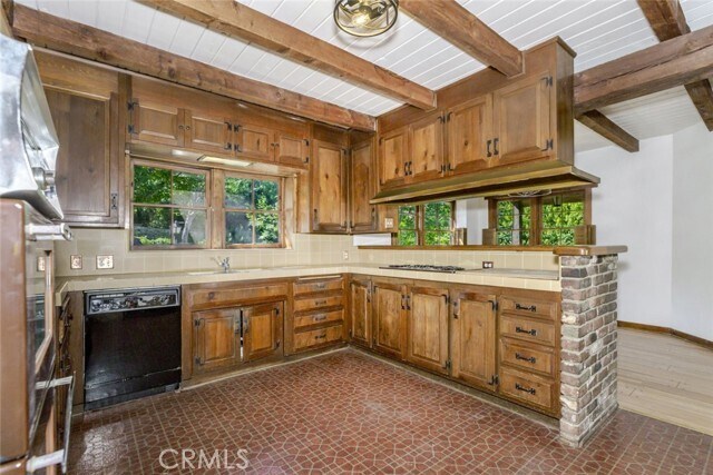 Building Photo - 3853 Eureka Dr