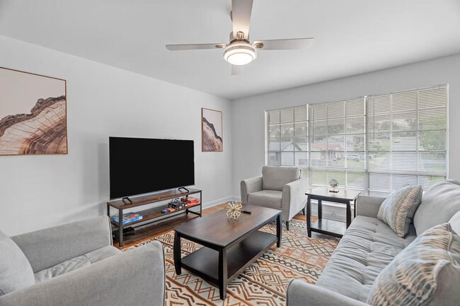 Building Photo - 2716 Pomme Meadows Dr