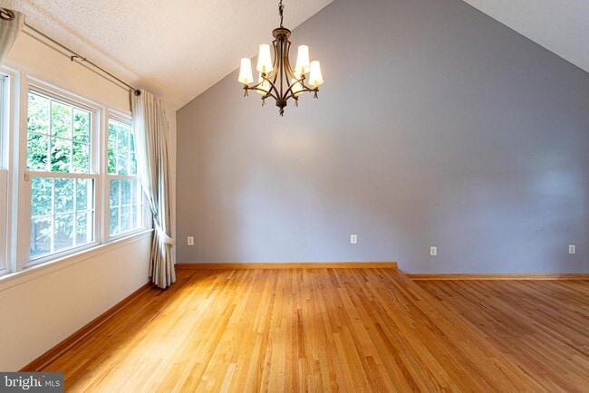 Building Photo - 14912 Emory Ln