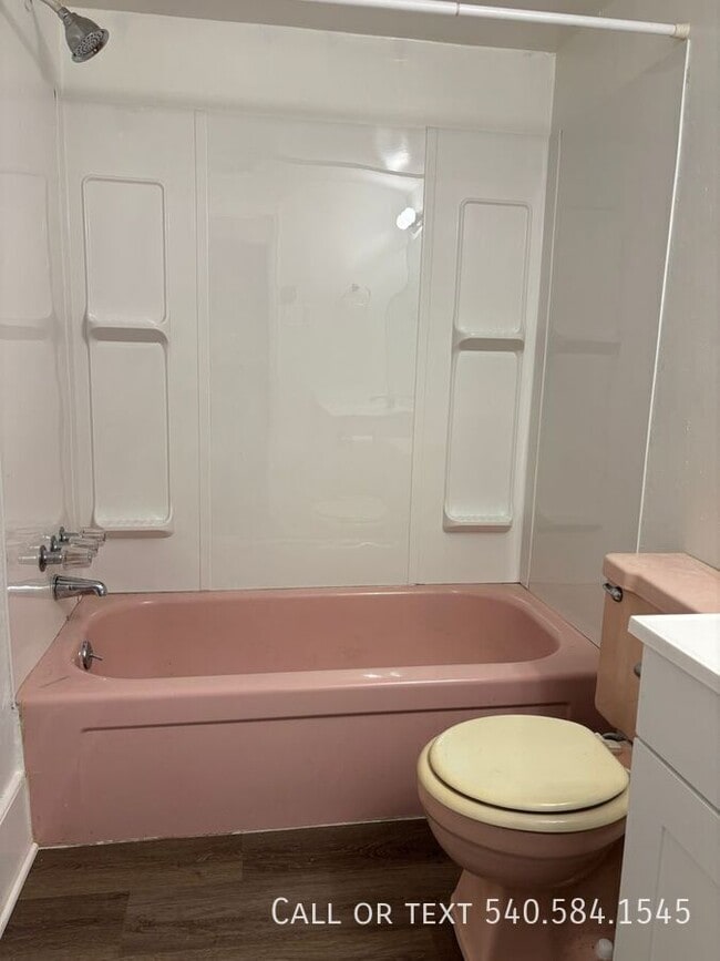 Building Photo - 2826 Idlewild Blvd NE