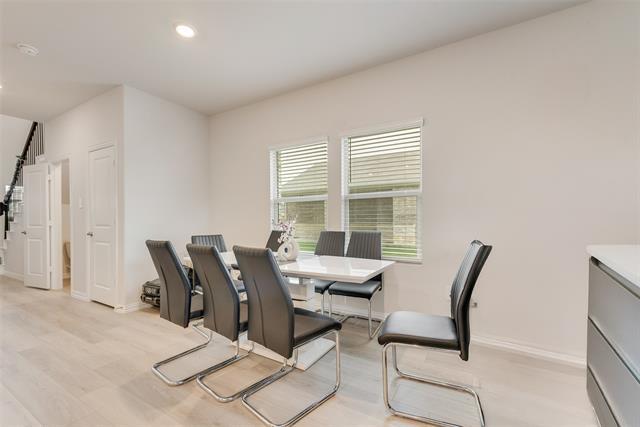Building Photo - 808 Seagram Trl