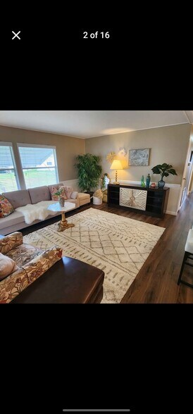 Building Photo - 82 Maple in the Wood