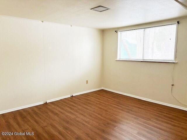 Building Photo - 12 Evergreen Ave