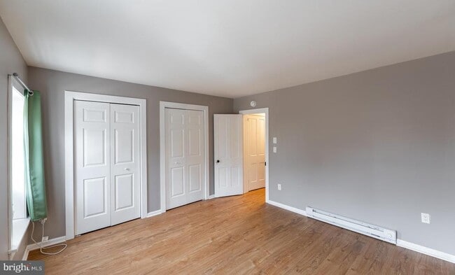 Building Photo - 220 Railroad Ave