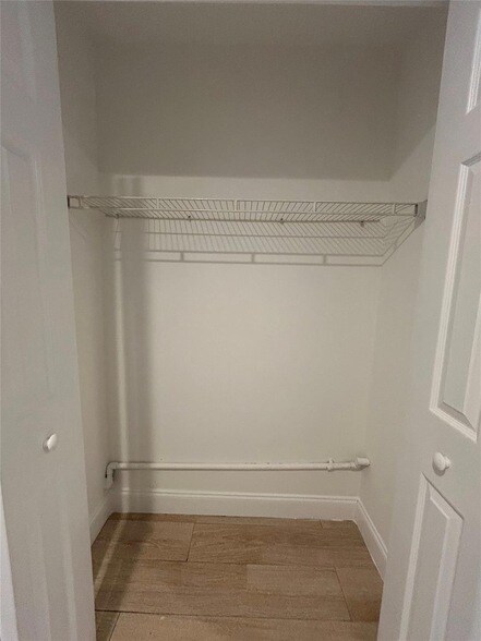 Building Photo - 1481 NW 2nd St