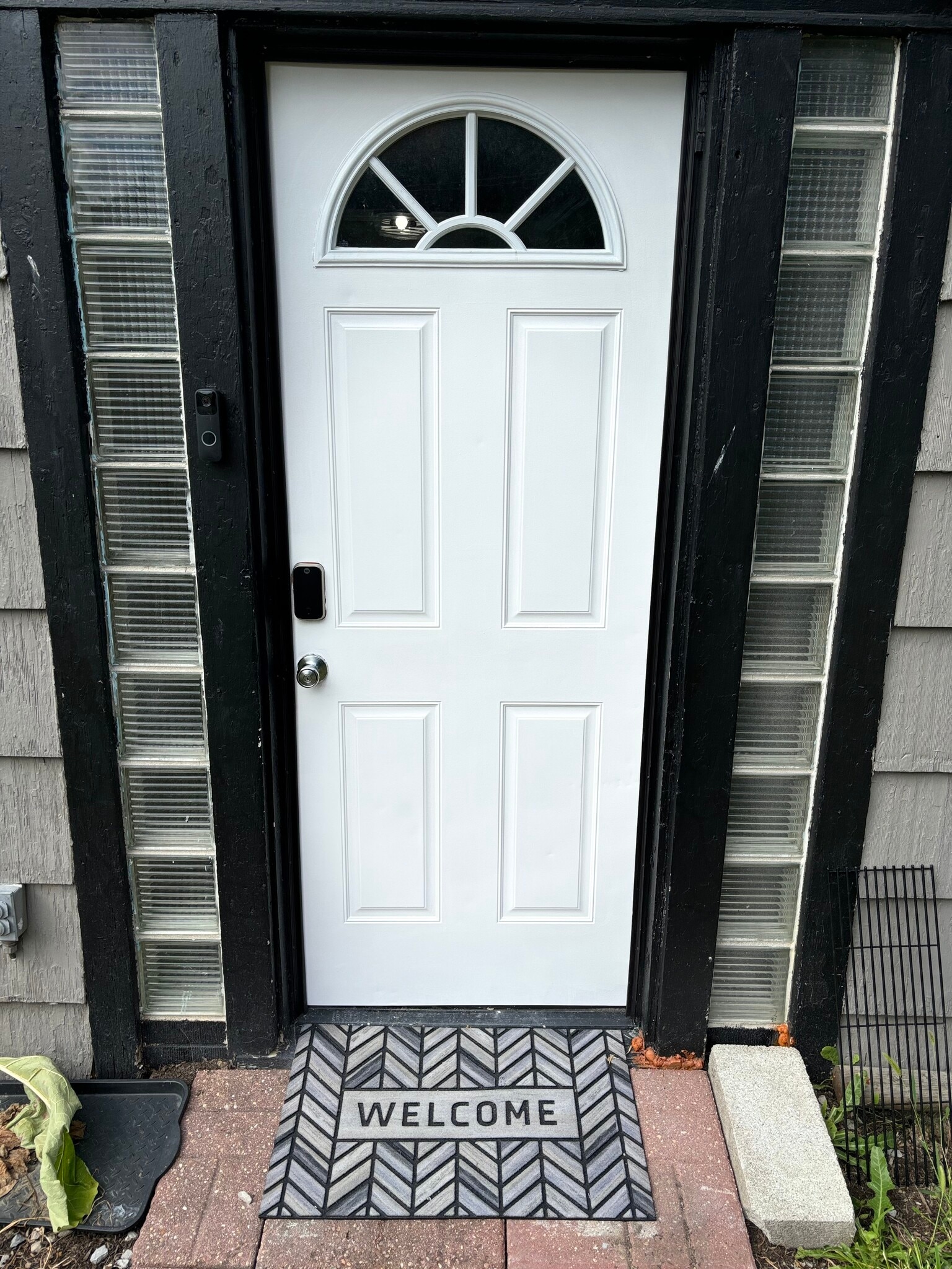 Front Door - 727 Madison St