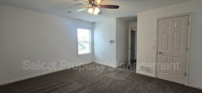 Building Photo - 9121 Brickshire Pkwy