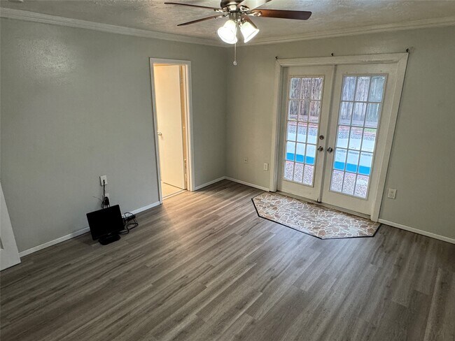 Building Photo - 23115 Ludgate Dr