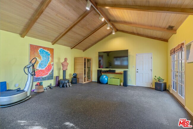 Building Photo - 11806 Bellagio Rd