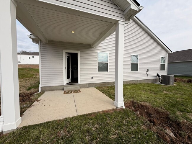 Building Photo - Beautiful 3 Bed 2 Bath New Construction Home in Shelbyville