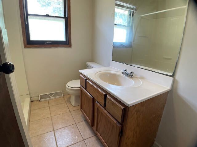 Building Photo - Duplex unit in Hanna City